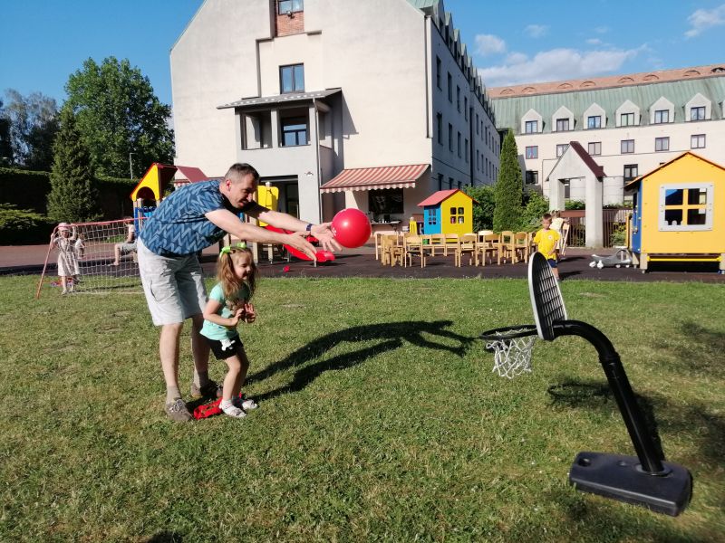 Dzień Taty w grupie 4 latków - zdjęcie 20